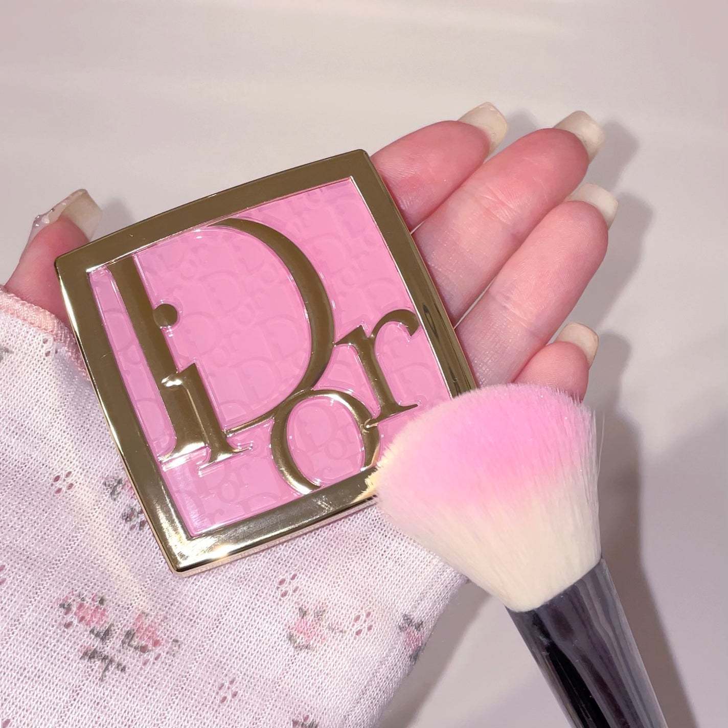 ディオール バックステージ チーク ブラシ/Dior/メイクブラシを使ったクチコミ(1枚目)