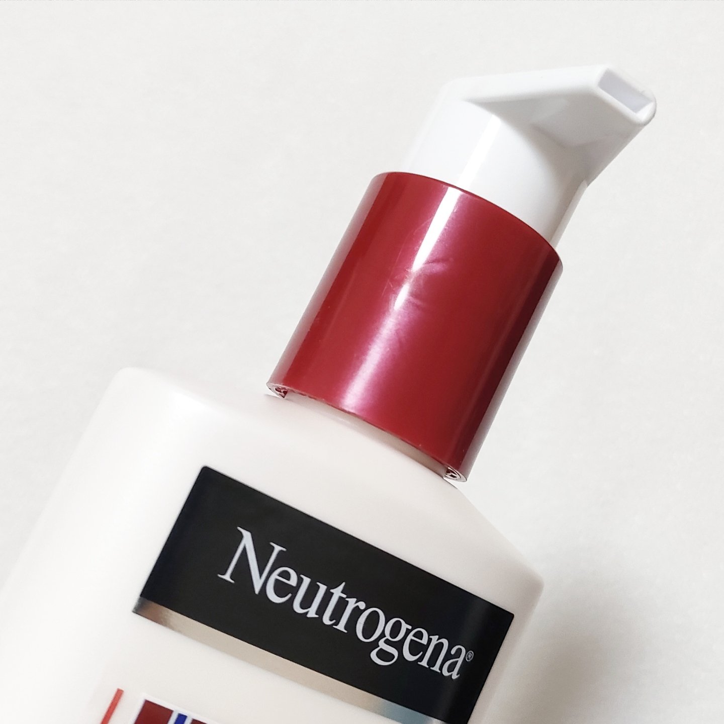 ノルウェー フォーミュラ インテンスリペア ボディ エマルジョン/Neutrogena/ボディローションを使ったクチコミ（2枚目）