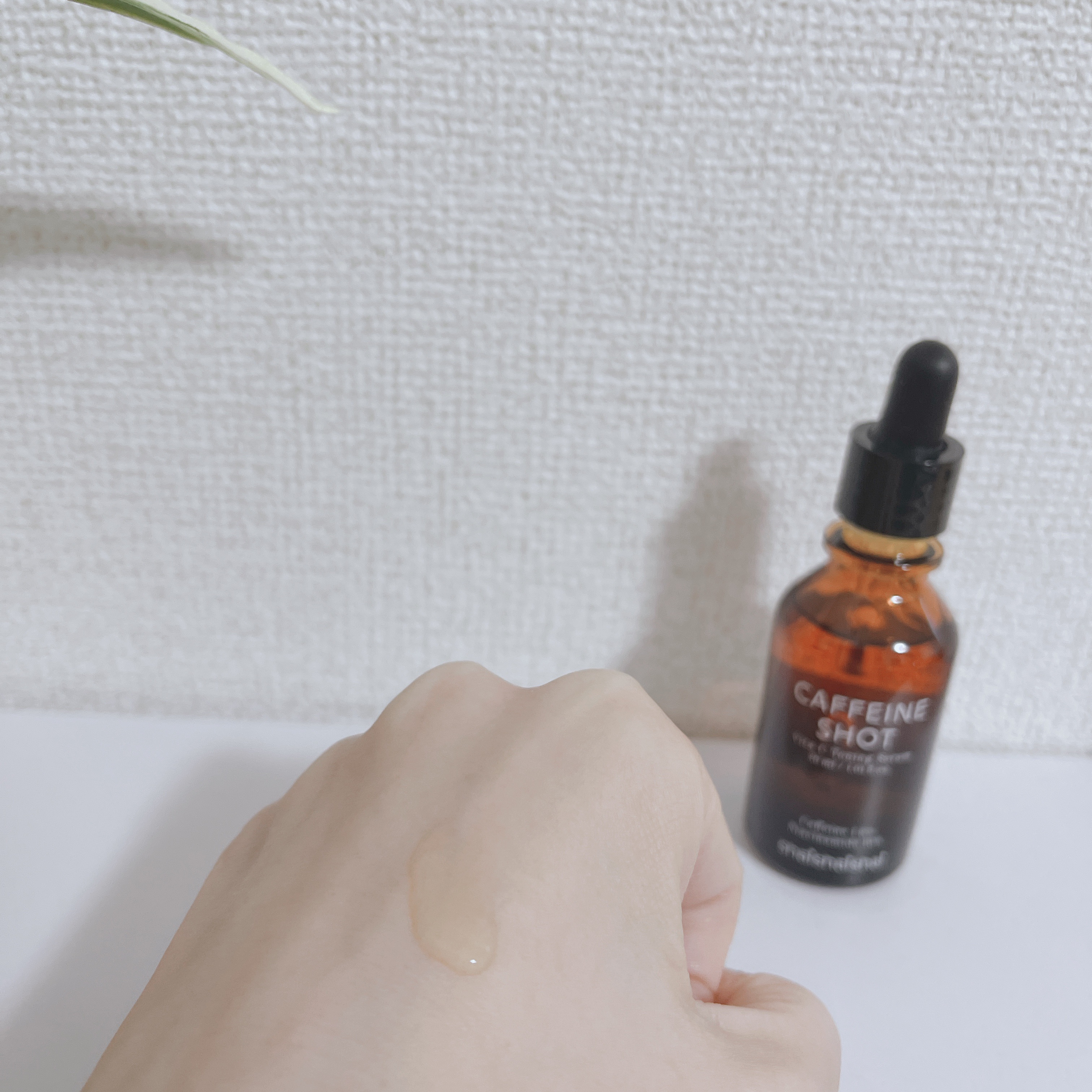 カフェインショット ビタC トーニングセラム/shaishaishai/美容液を使ったクチコミ（3枚目）