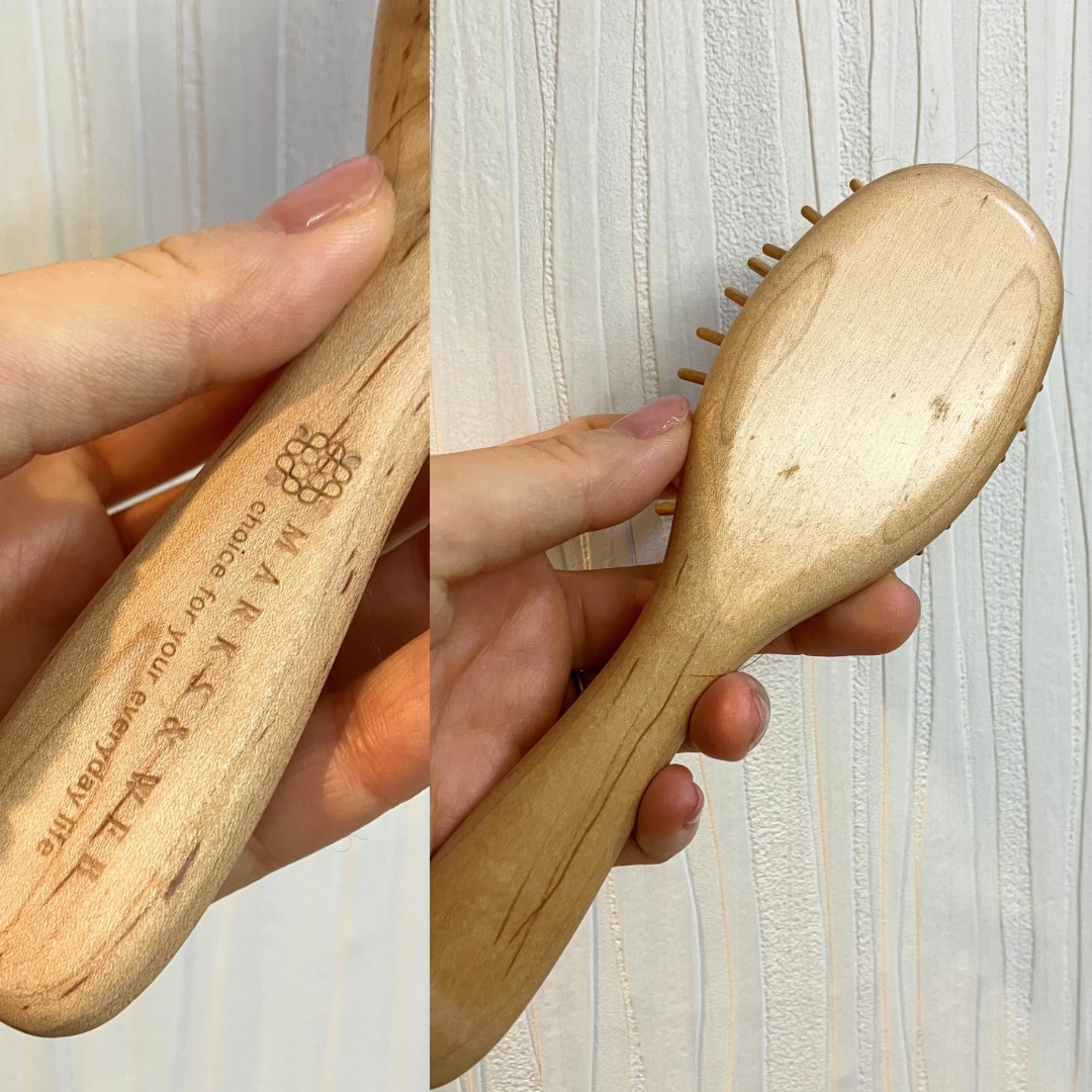 MARKS&WEB ウッドヘアブラシ ナチュラルのクチコミ「手持ちブラシで1番使いやすい
ブラシを紹介！

もう3年くらい使ってる。

絡まりやすい髪の毛.....」（2枚目）