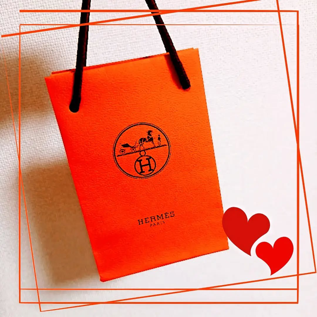 ルージュ エルメス ボーム ドゥ ソワン プール レ レーヴル/エルメス/リップバームを使ったクチコミ（2枚目）