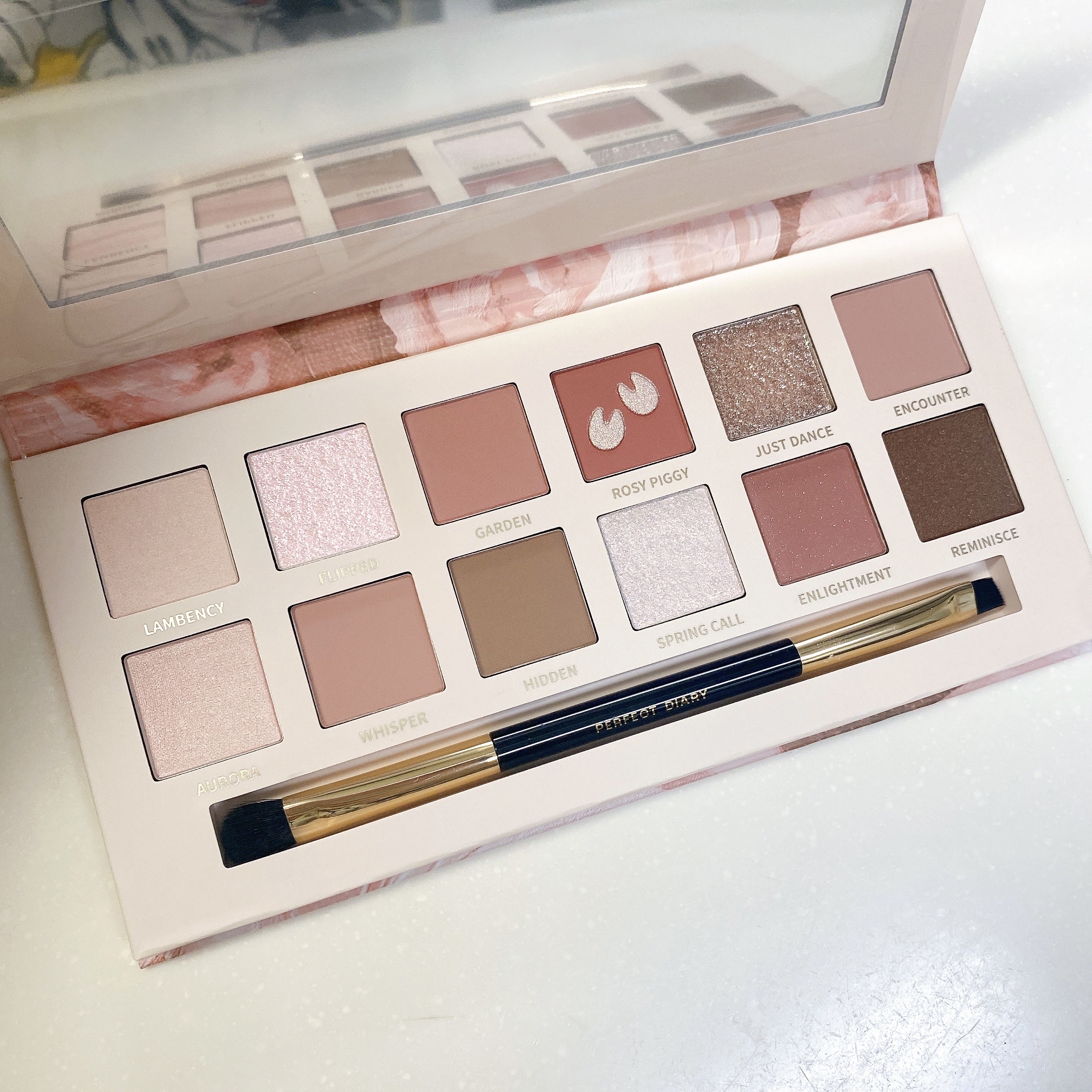 エクスプローラ12色 動物アイシャドウパレット/PERFECT DIARY/アイシャドウパレットを使ったクチコミ（3枚目）