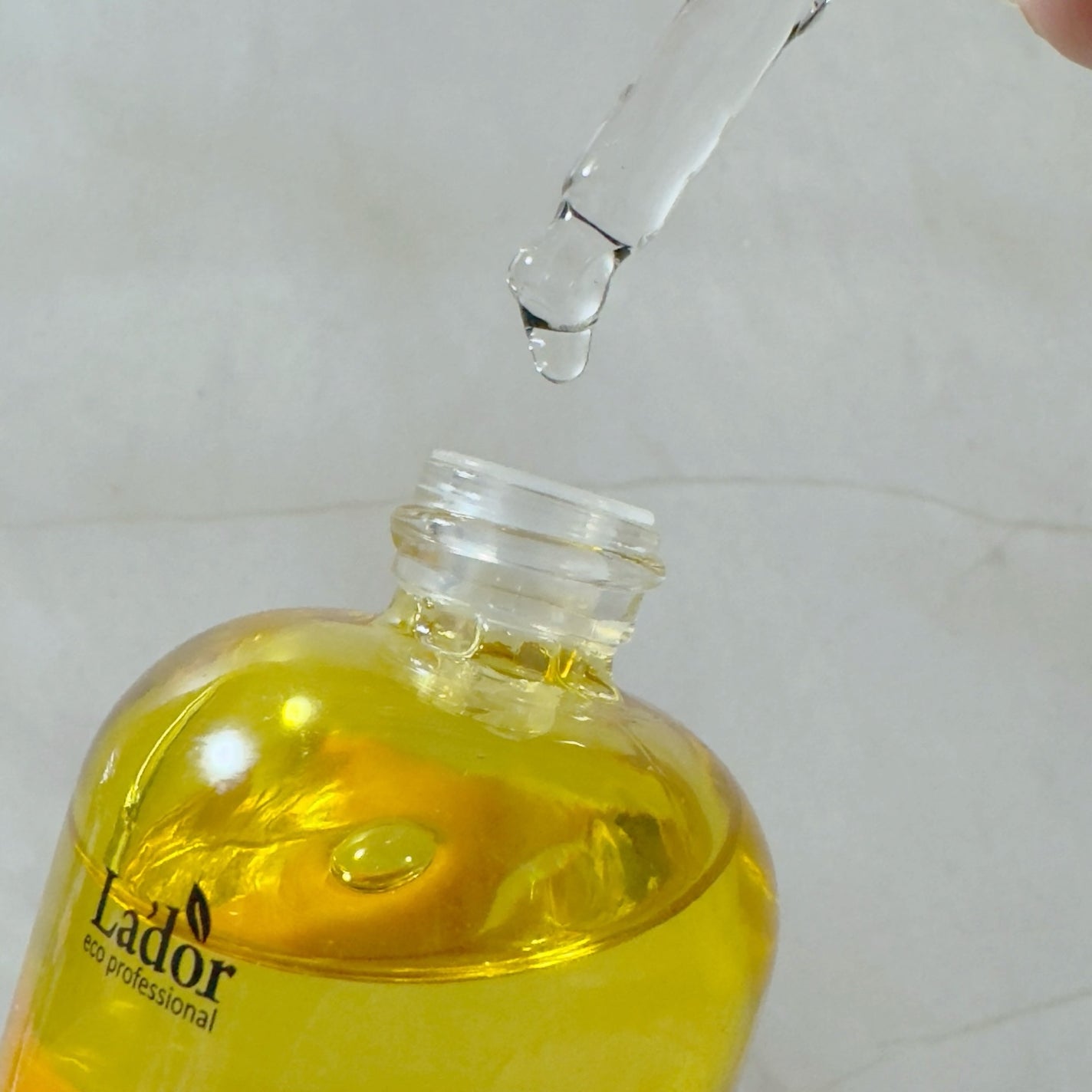 パフュームヘアオイル オスマンサス/La'dor/ヘアオイルを使ったクチコミ(3枚目)