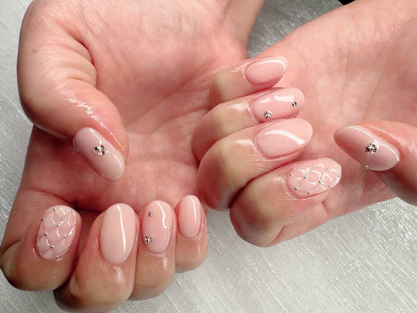 ちゃーん♡ on LIPS 「#ジェルネイルデザイン#ジェルネイル#ピンクネイル#オフィスネ..」(2枚目)