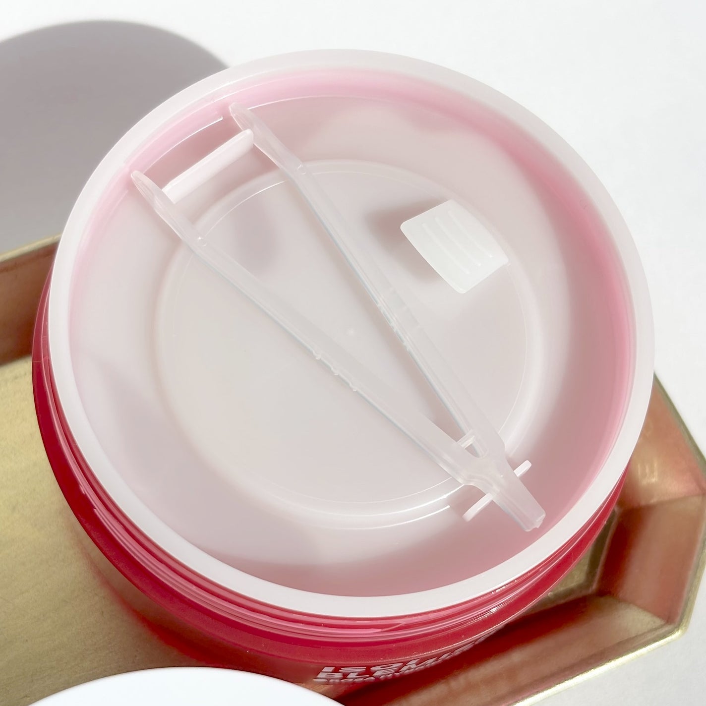 アイソイ 目元集中ケア アイゲルパッチ /ISOI/アイケア・アイクリームを使ったクチコミ(2枚目)