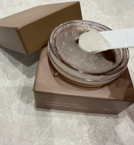 フローリフティングラッピングクリーム/koy/フェイスクリームを使ったクチコミ(2枚目)