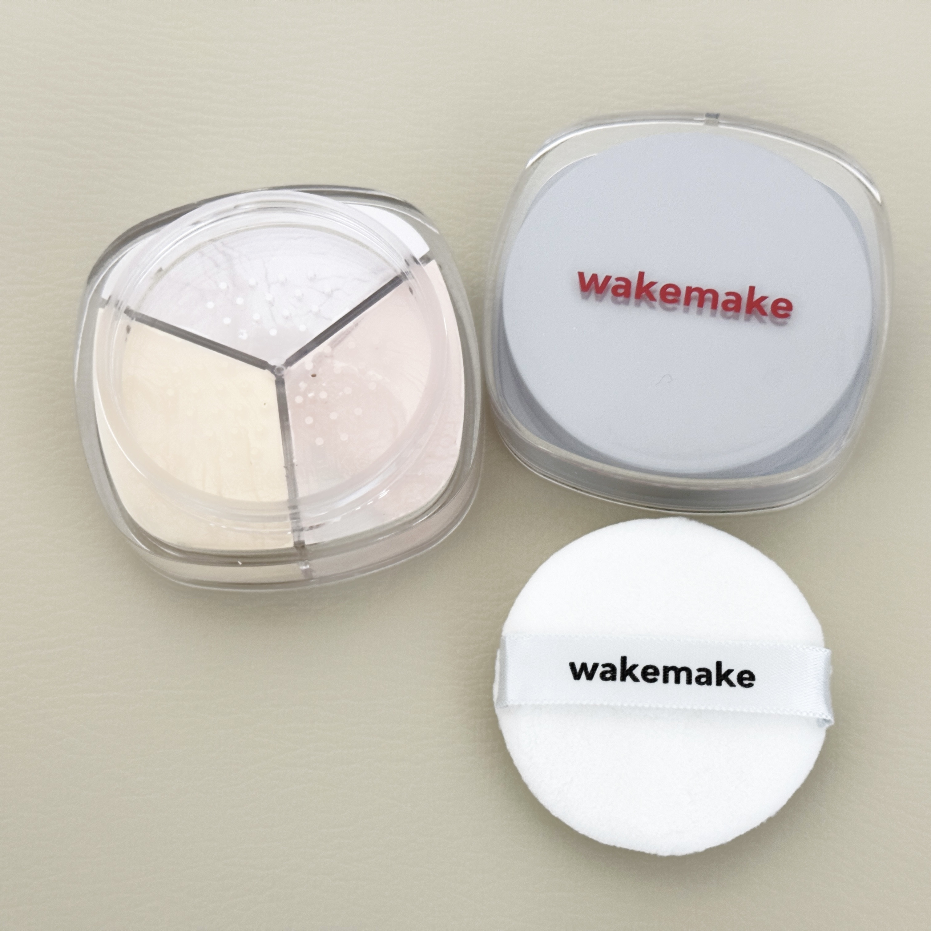 ステイフィクサーマルチカラーパウダー 02 ライトスキン/wakemake/ルースパウダーを使ったクチコミ（1枚目）