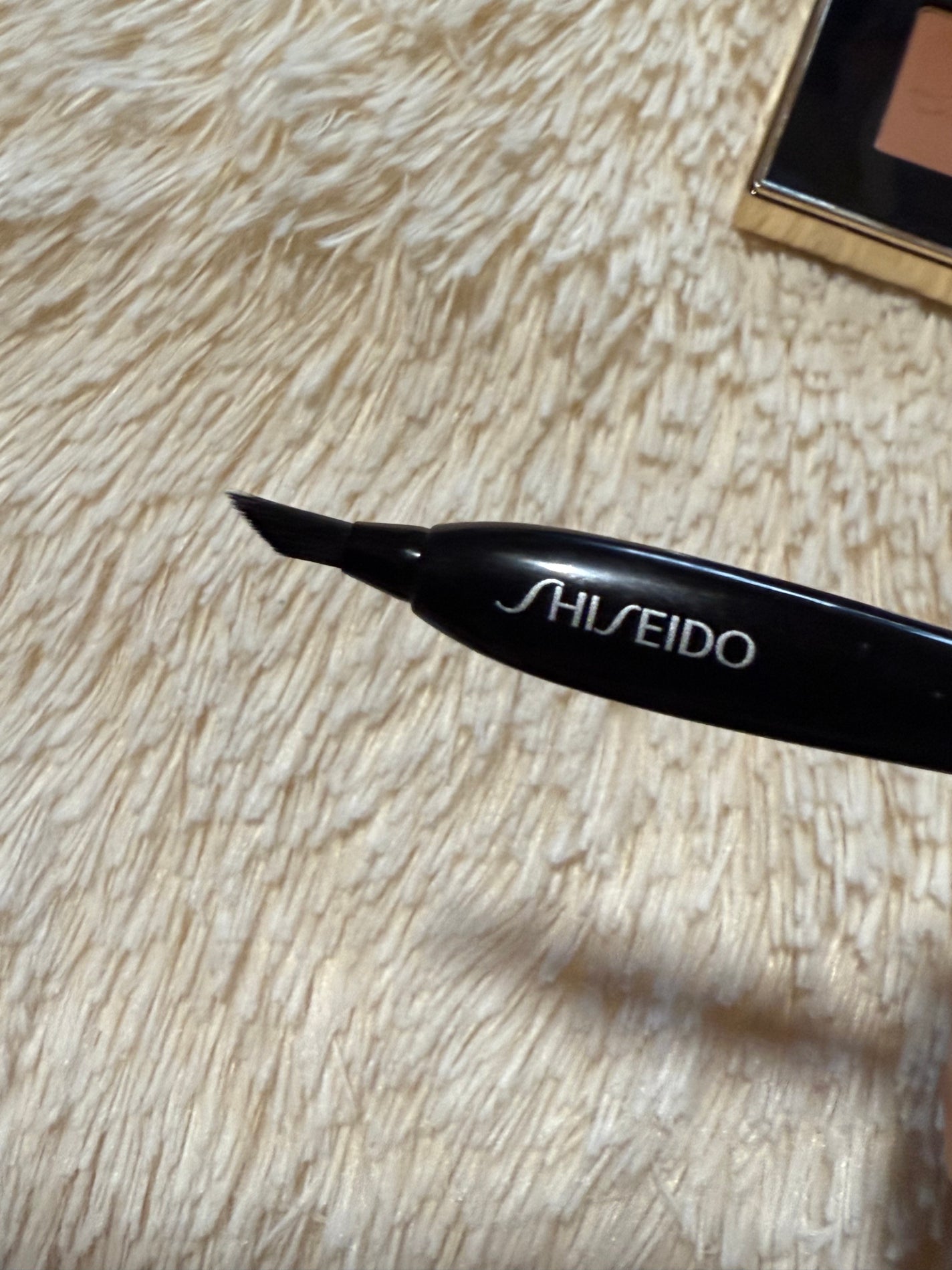 ル ルージュ デュオ ウルトラ トゥニュ/CHANEL/口紅を使ったクチコミ(4枚目)