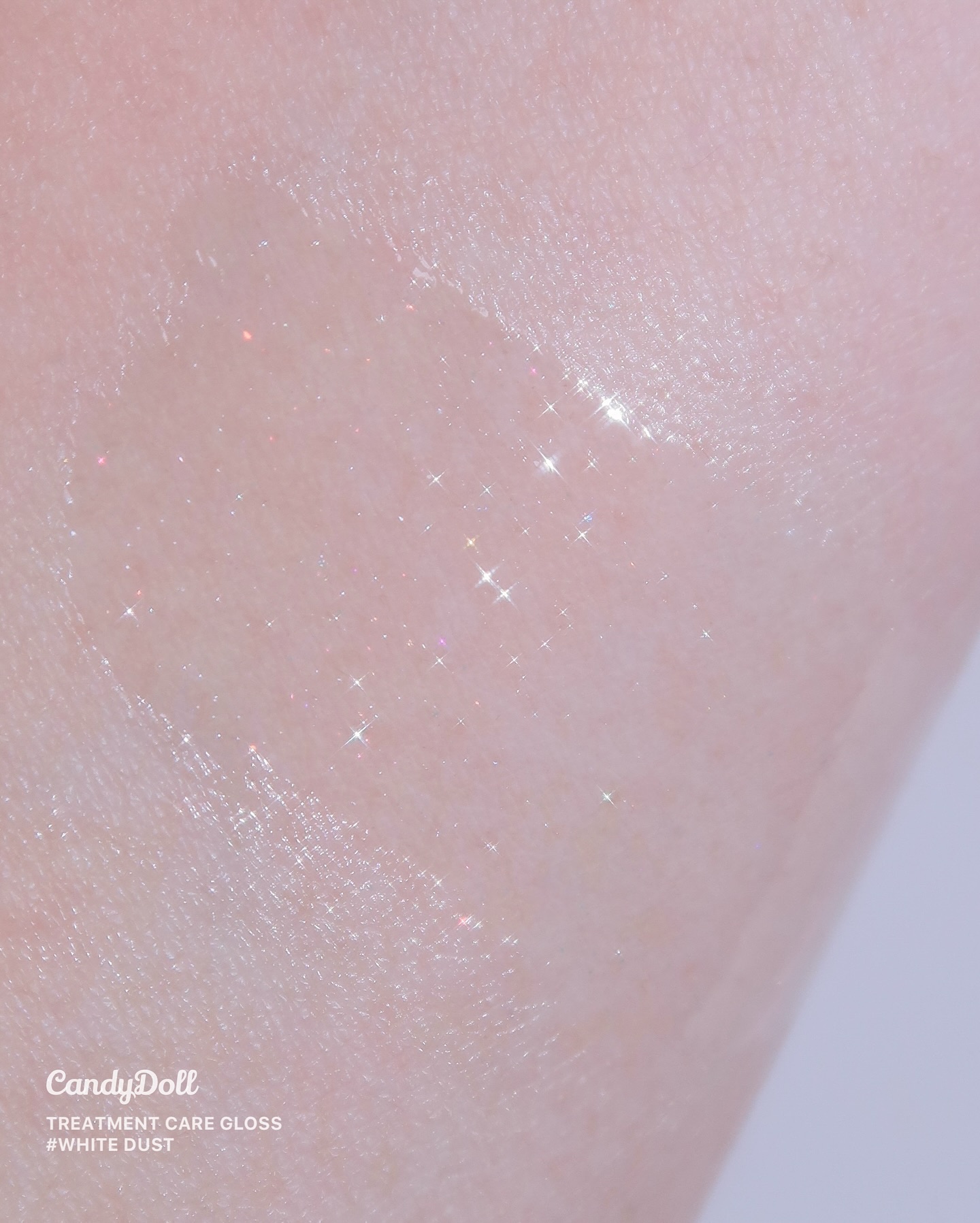 トリートメントケアグロス＜ホワイトダスト＞/CandyDoll/リップグロスを使ったクチコミ（3枚目）
