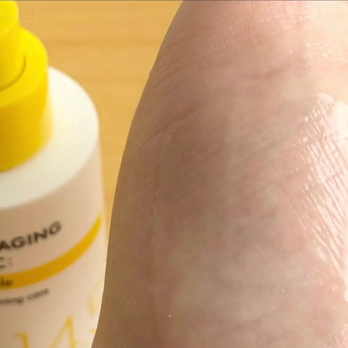 第2世代 ビタエイジングピュアC 美容液 /VARI:HOPE/美容液を使ったクチコミ(5枚目)