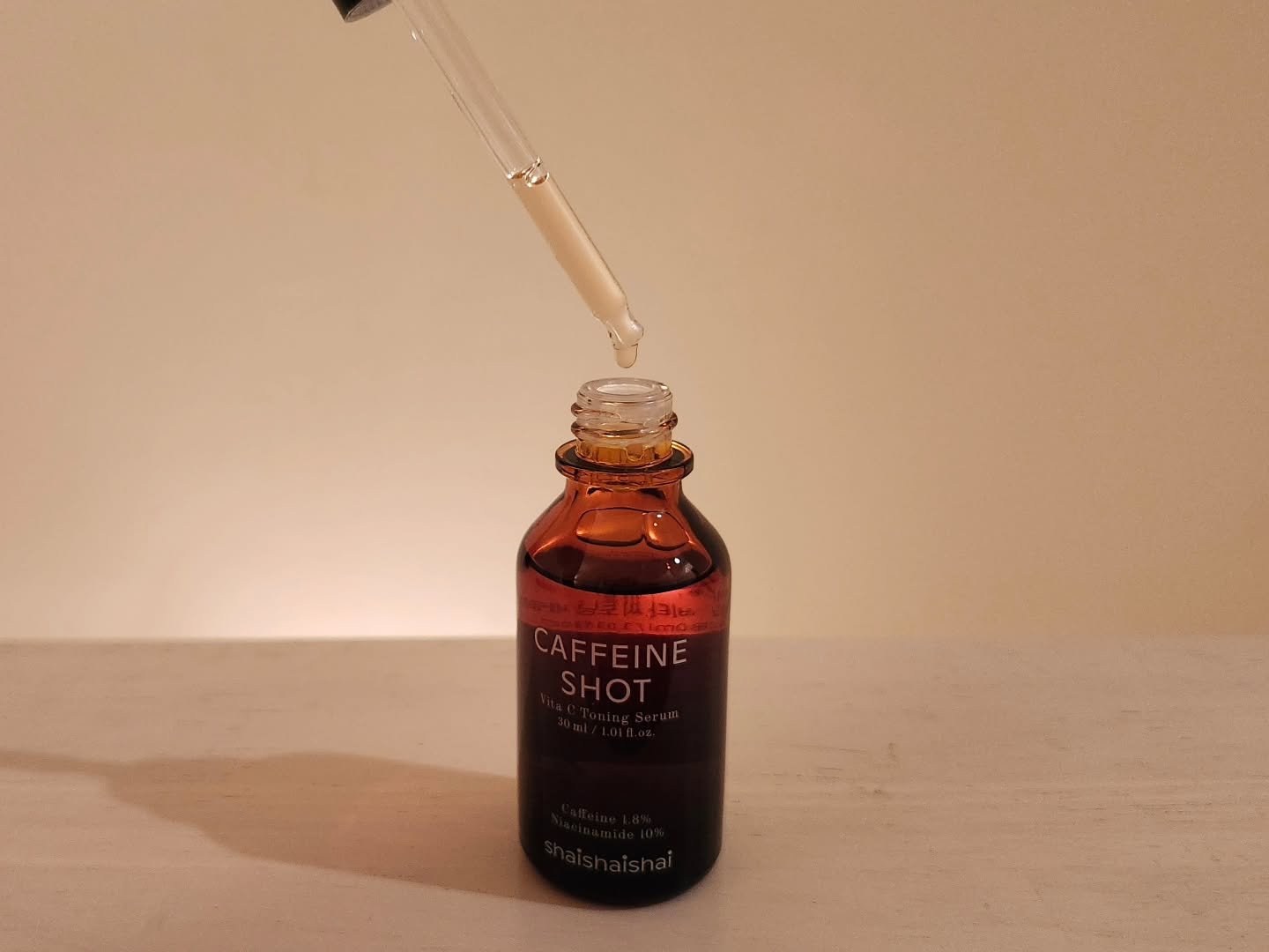 カフェインショット ビタC トーニングセラム/shaishaishai/美容液を使ったクチコミ（2枚目）