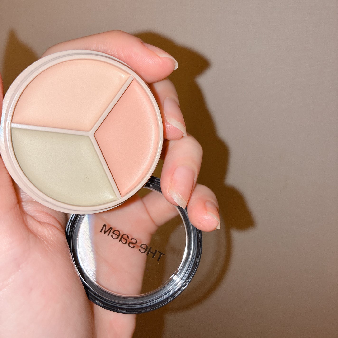 カバーパーフェクション トリプル ポット コンシーラー/the SAEM/パレットコンシーラーを使ったクチコミ(4枚目)