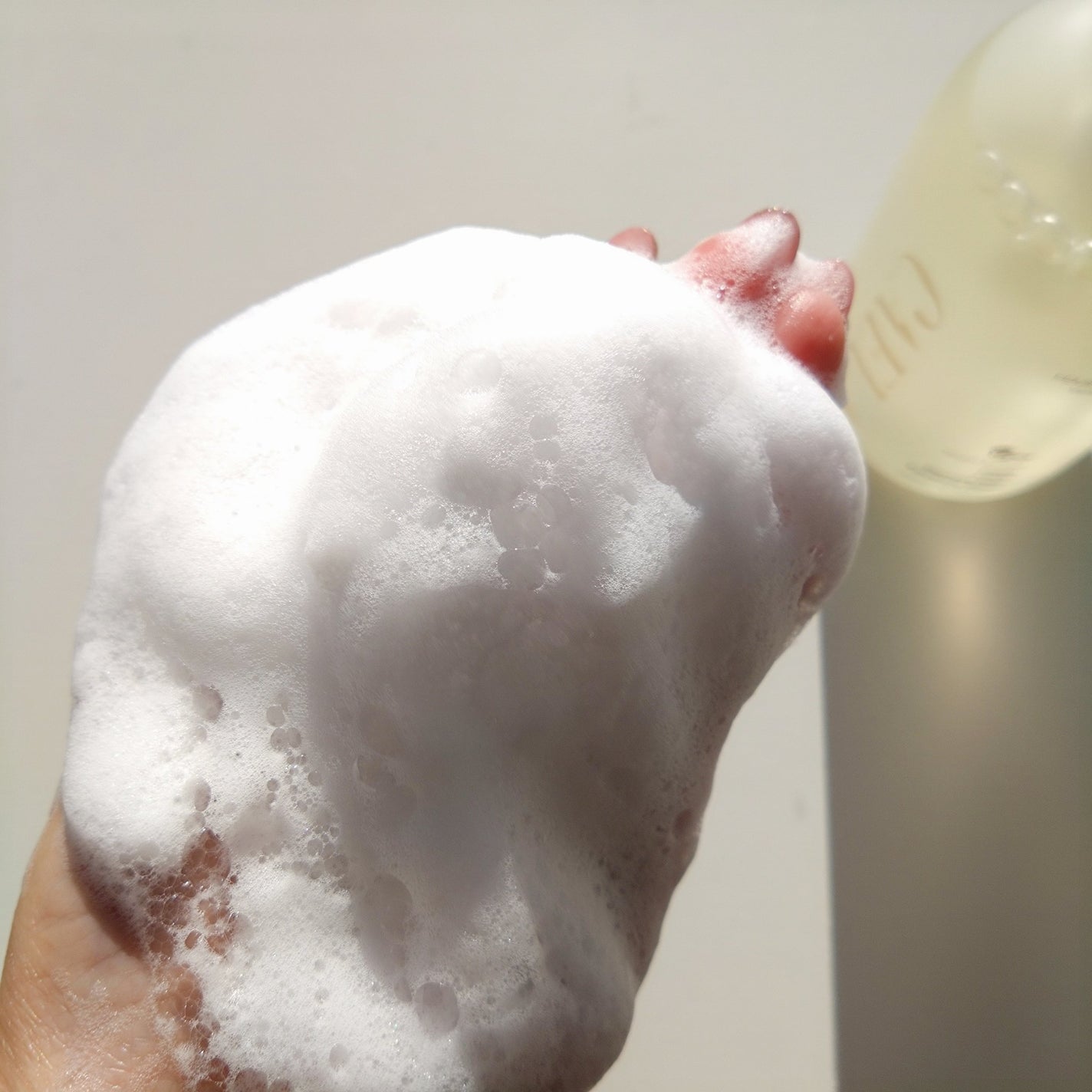 フェミニンウォッシュティッシュ/CAELA/ボディシートを使ったクチコミ(3枚目)