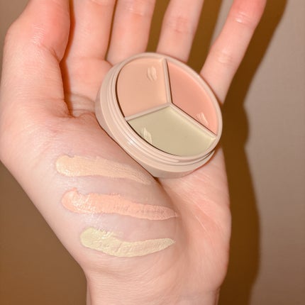 カバーパーフェクション トリプル ポット コンシーラー/the SAEM/パレットコンシーラーを使ったクチコミ(3枚目)