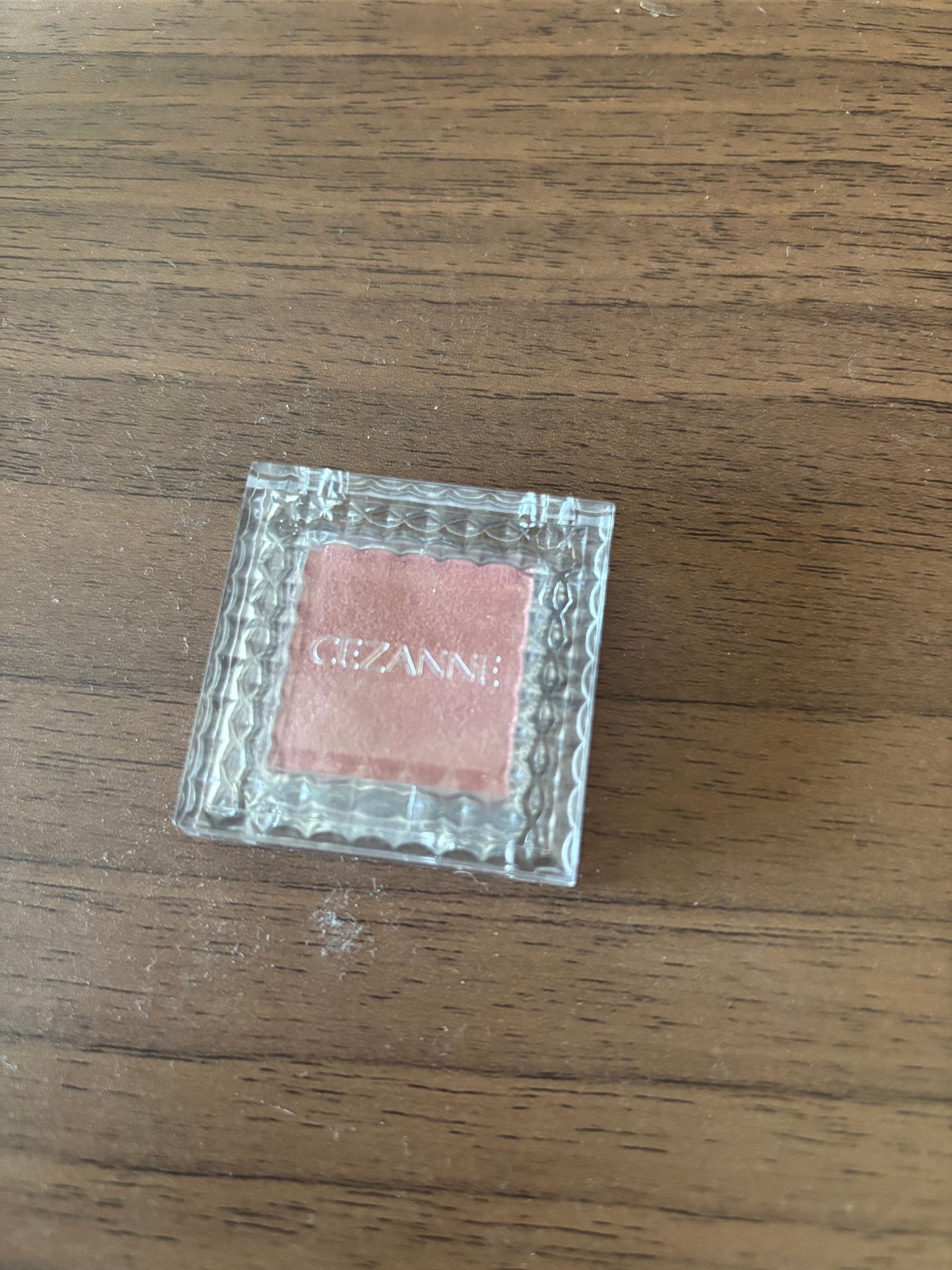 シングルカラーアイシャドウ/CEZANNE/単色アイシャドウを使ったクチコミ(1枚目)