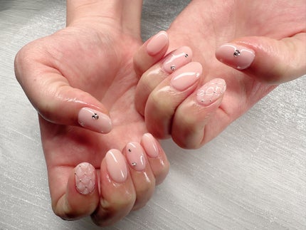 ちゃーん♡ on LIPS 「#ジェルネイルデザイン#ジェルネイル#ピンクネイル#オフィスネ..」(4枚目)