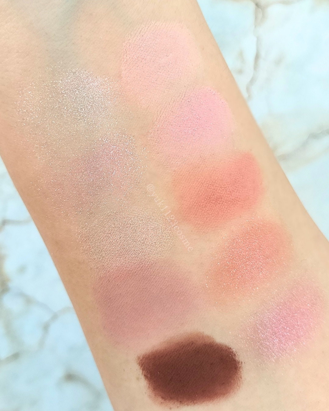 ライトオンアイズシャドウパレット/ルミル/アイシャドウパレットを使ったクチコミ（2枚目）