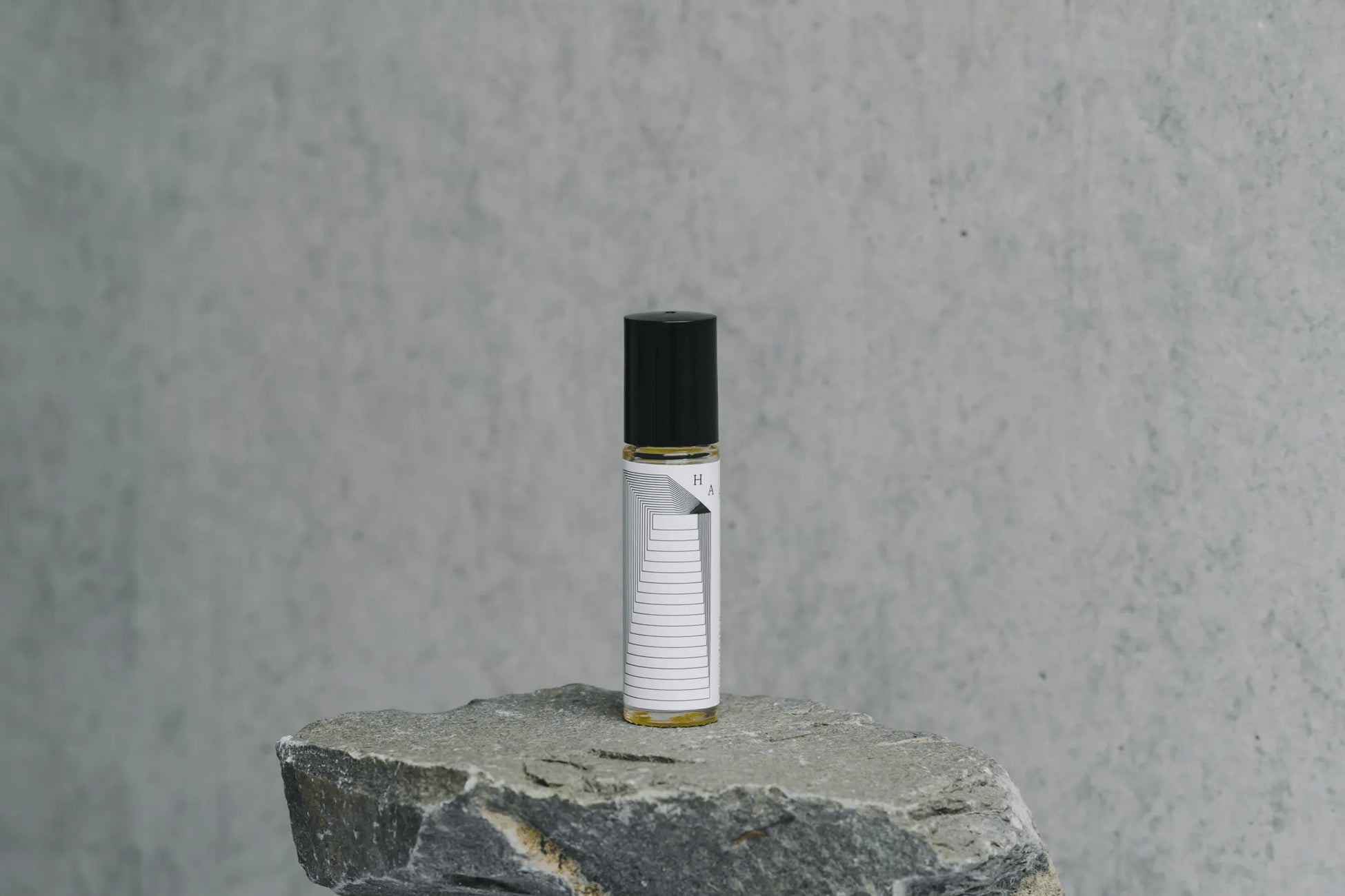 2026/1/22発売 HAA HAA for rest 間の香 ロールオンアロマ 03