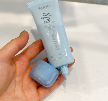 スパグロウUVトーンアップベース/fwee/化粧下地を使ったクチコミ(4枚目)