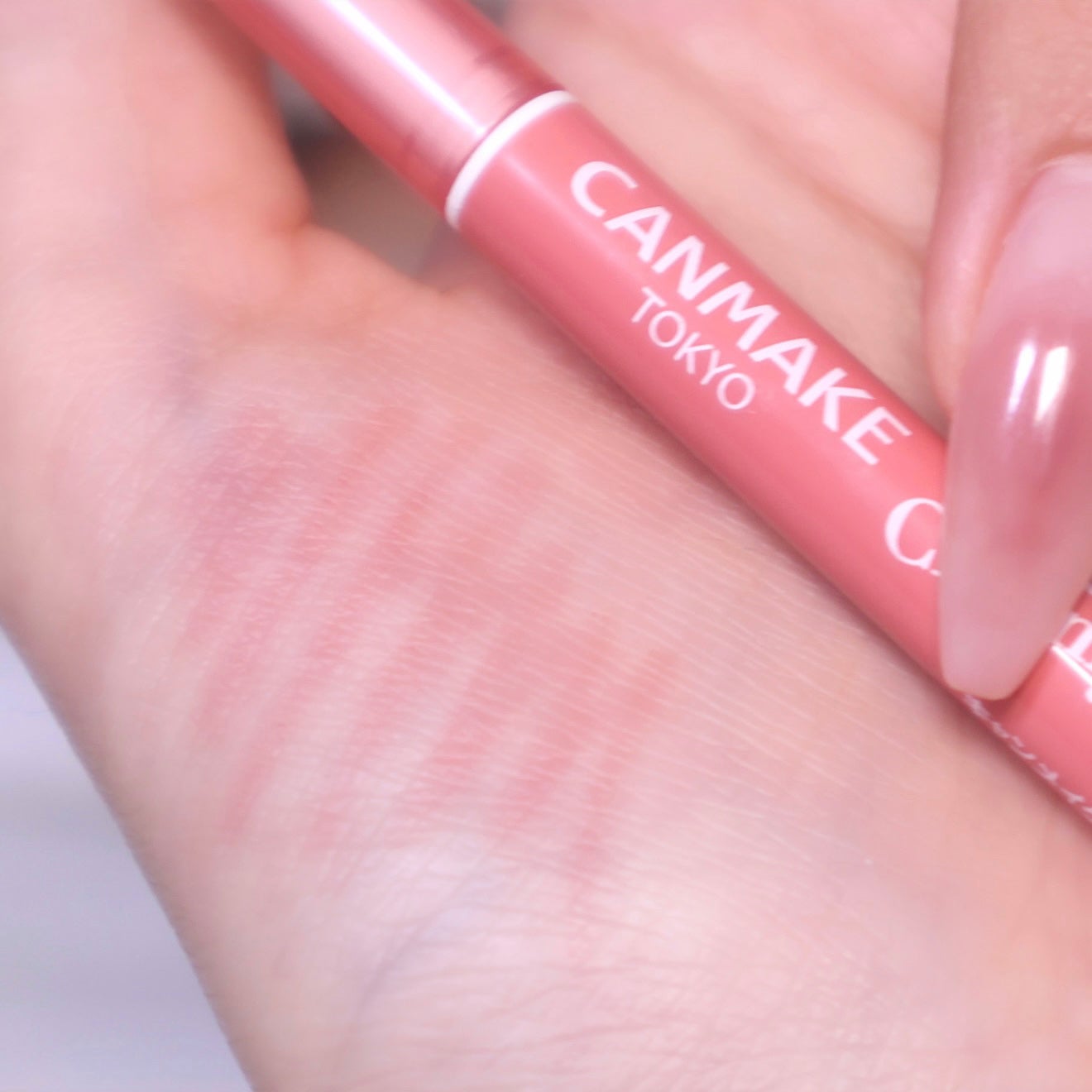 クリーミータッチライナー シアー/キャンメイク/ジェルアイライナーを使ったクチコミ(2枚目)