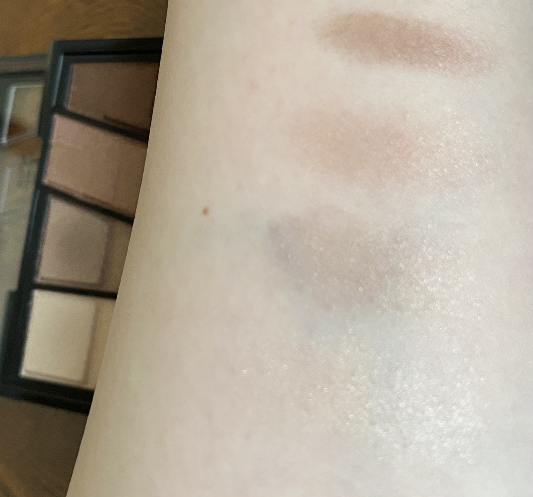 デザイニングブラウンアイズ/KATE/アイシャドウパレットを使ったクチコミ（2枚目）