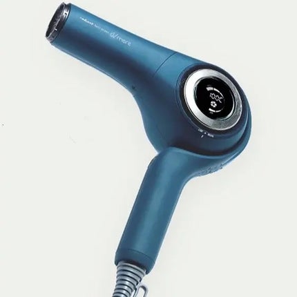 ヒロキ|40歳の美容家 ヘアケア スキンケア on LIPS 「ドライヤーは市販も専売品も使ったけど、圧倒的に専売品のほうがス..」(3枚目)