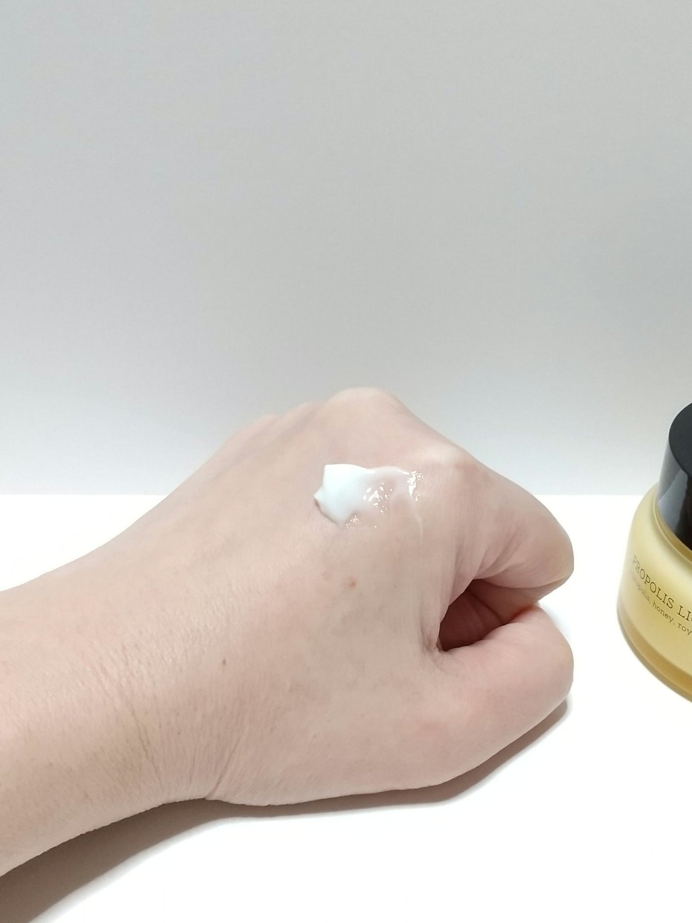 フルフィットプロポリスライトクリーム/COSRX/フェイスクリームを使ったクチコミ(3枚目)