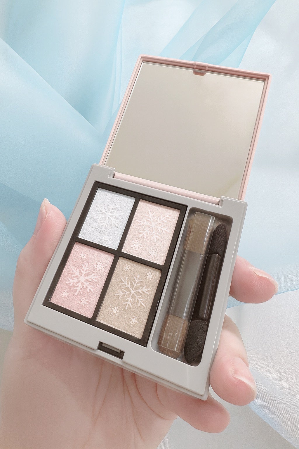 ミネラルクラッシィシャドー/エトヴォス/アイシャドウパレットを使ったクチコミ(1枚目)