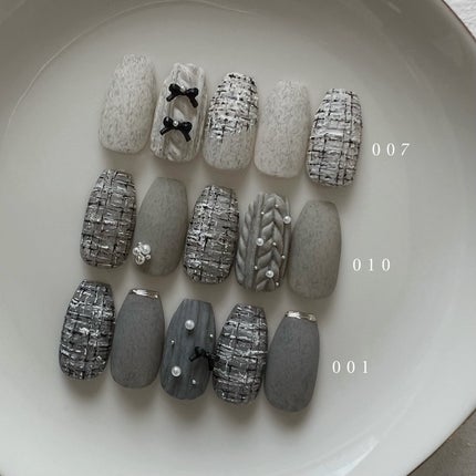 naomi on LIPS 「🧶🧶🧶温かみのあるファーの繊維入りジェル♡@tomina..」(2枚目)