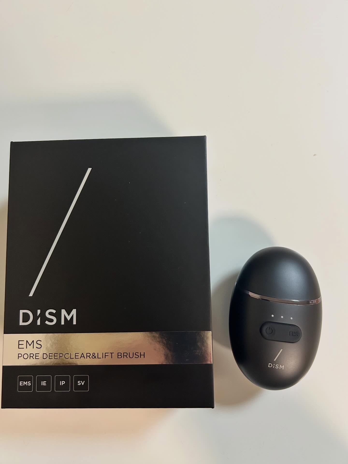 ディズム　EMS ポアディープクリア＆リフト ブラシ/DISM/バスグッズを使ったクチコミ（1枚目）