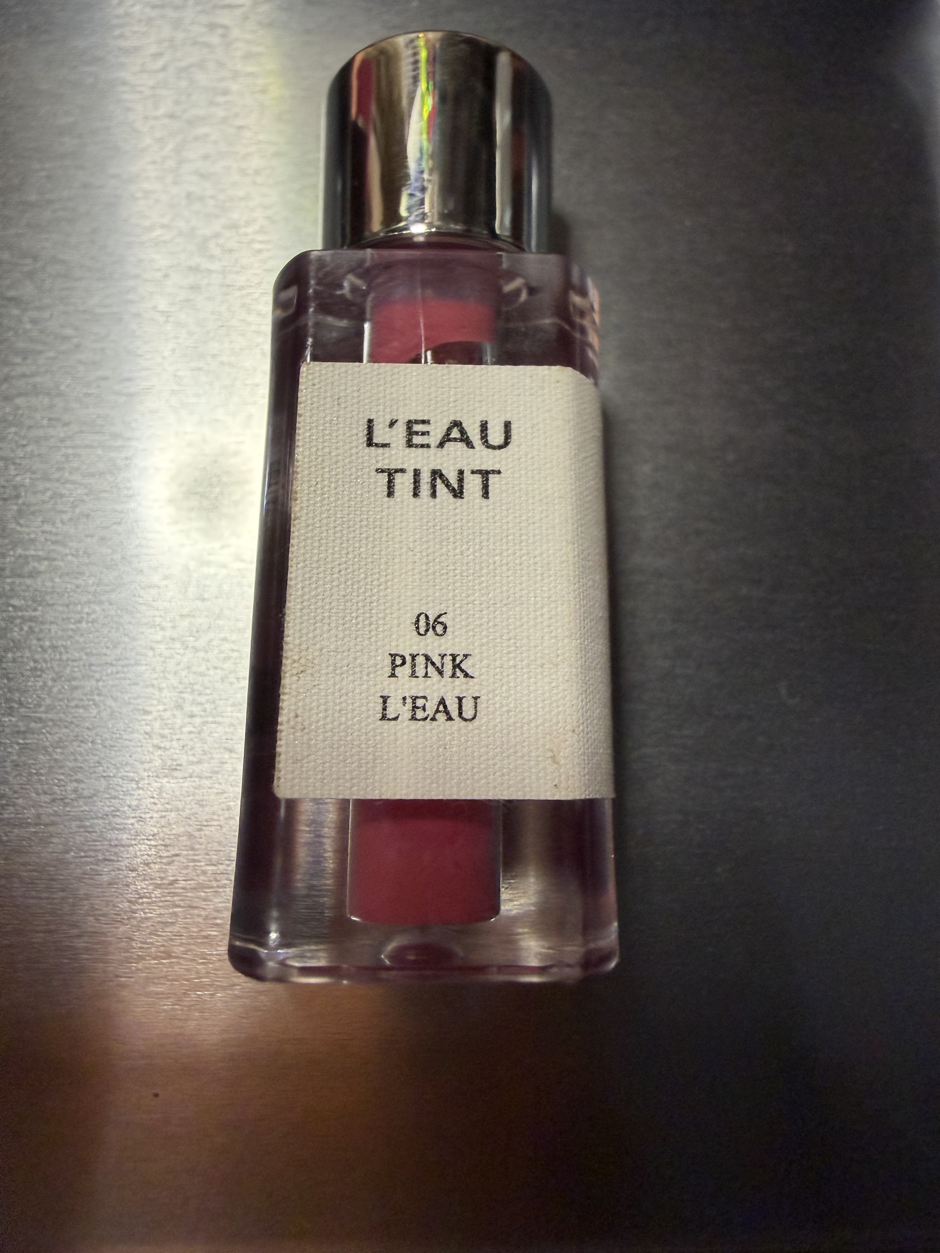 ✼••┈┈••✼••┈┈••✼••┈┈••✼••┈┈••✼
BBIA
ローティント　ミニ
 06 ピンク・ロー
✼••┈┈••✼••┈┈••✼••┈┈••✼••┈┈••✼
マキア9月号の付録。
定価だと770円のローティントミニが2色付いて