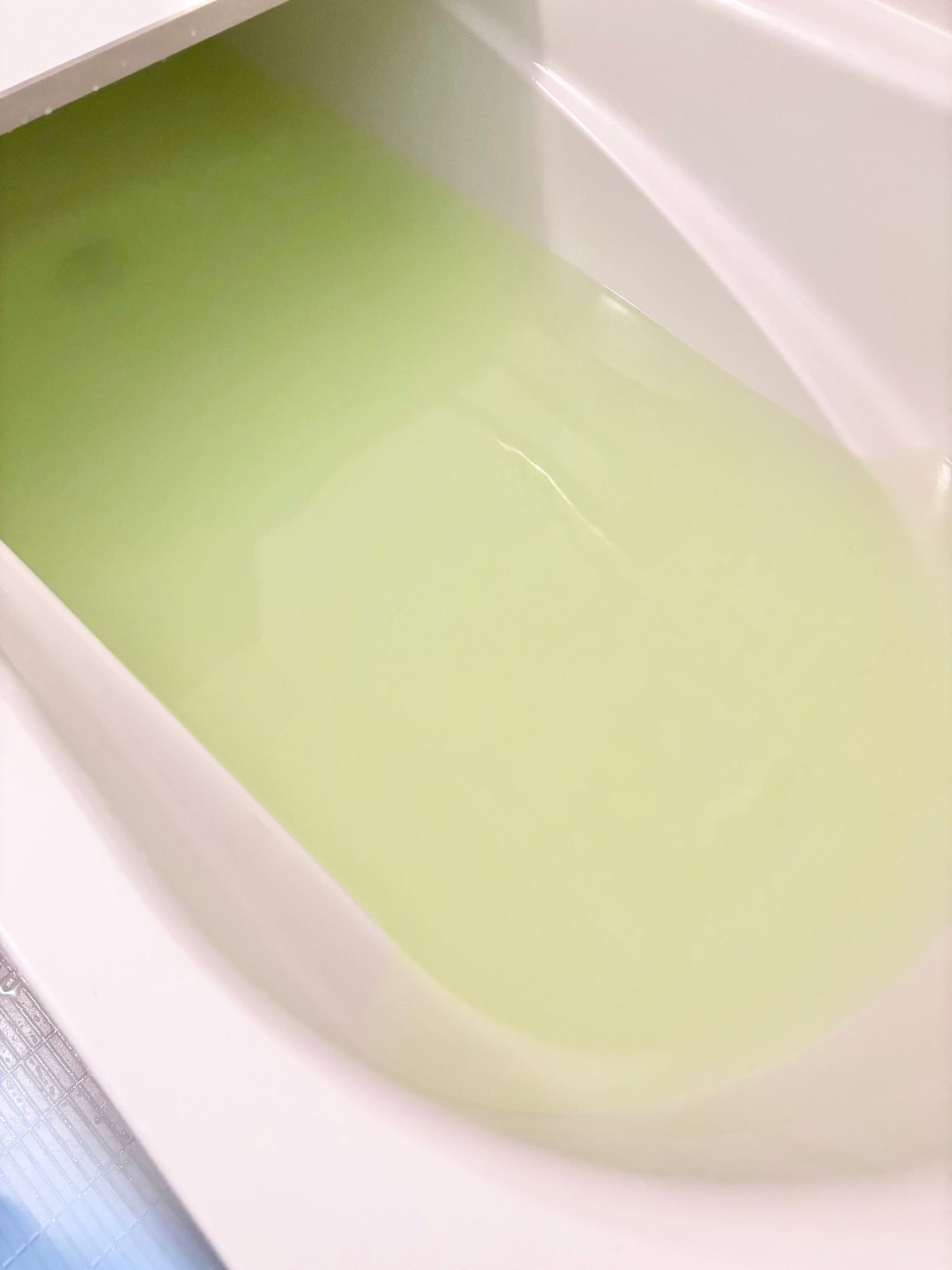 温泉撫子 重炭酸の湯 りんご/温泉撫子/炭酸系入浴剤を使ったクチコミ(4枚目)