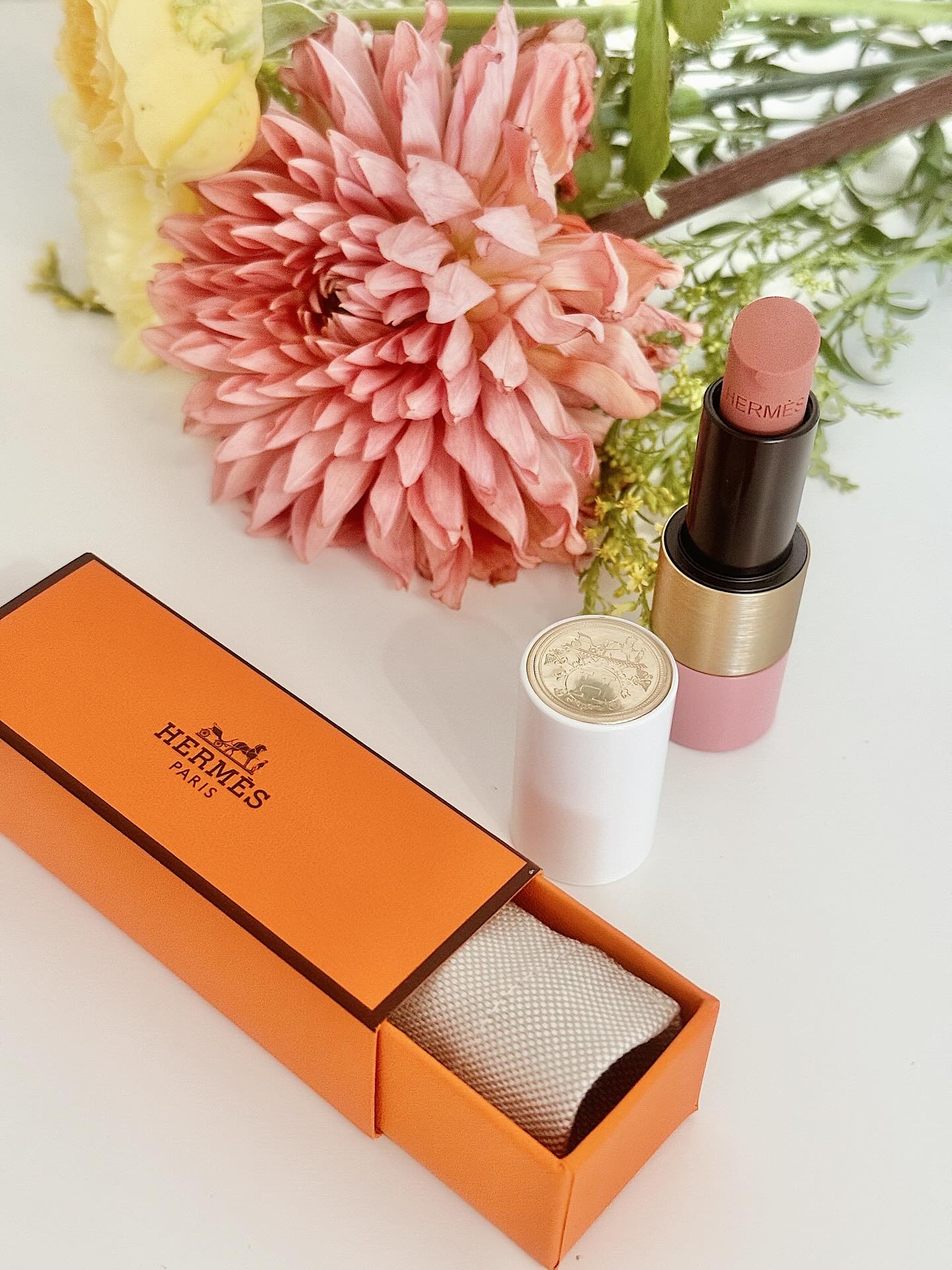 ローズ・エルメス ローズ ア レーヴル/エルメス/口紅を使ったクチコミ（1枚目）