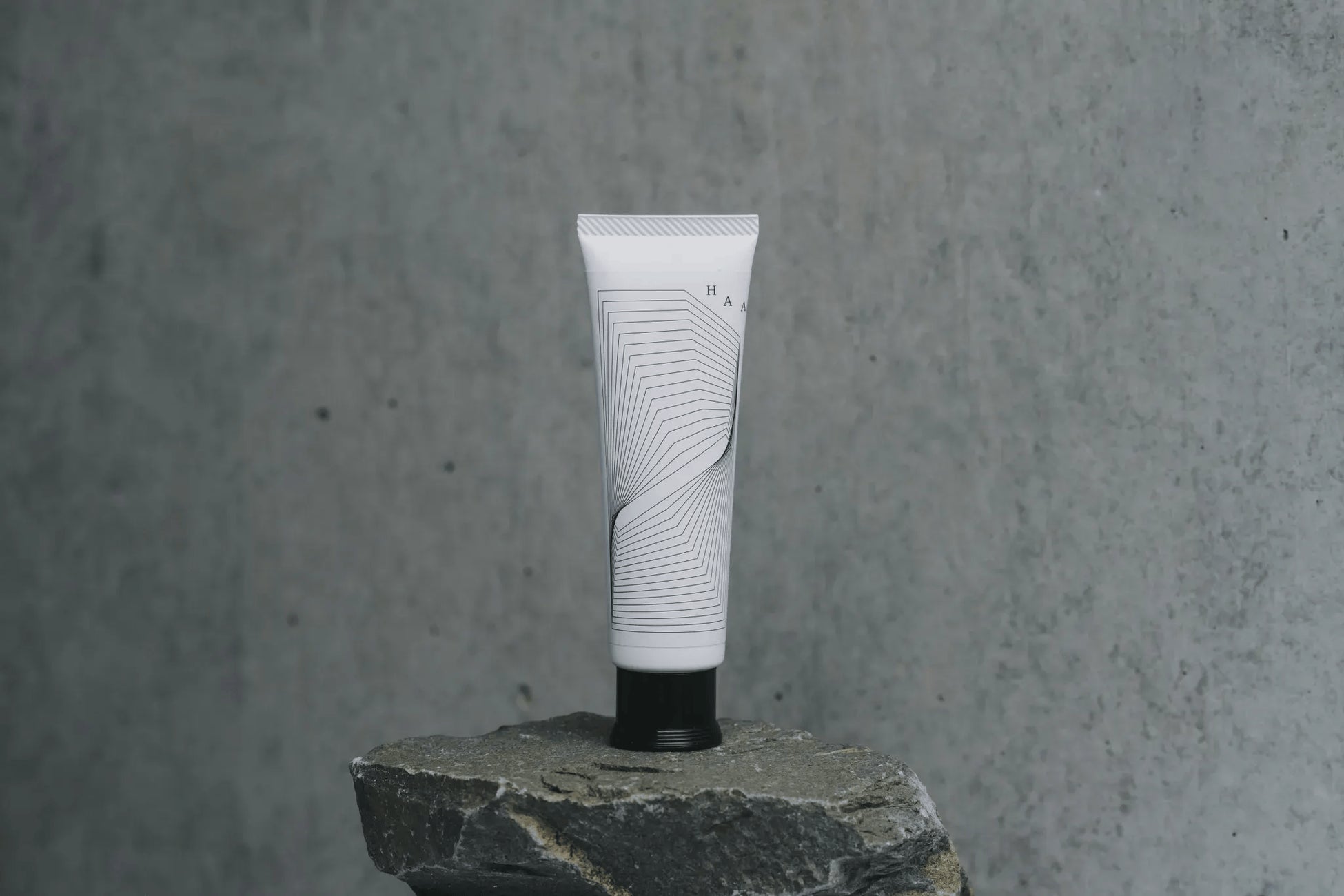 2026/1/22発売 HAA HAA for rest 間の香 ハンドクリーム 02