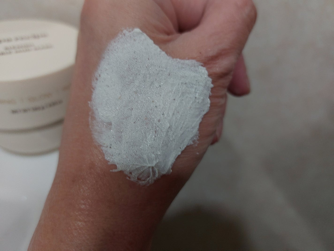 ブレミッシュバブルマッドマスク/PAPA RECIPE/スクラブ・ゴマージュを使ったクチコミ(5枚目)