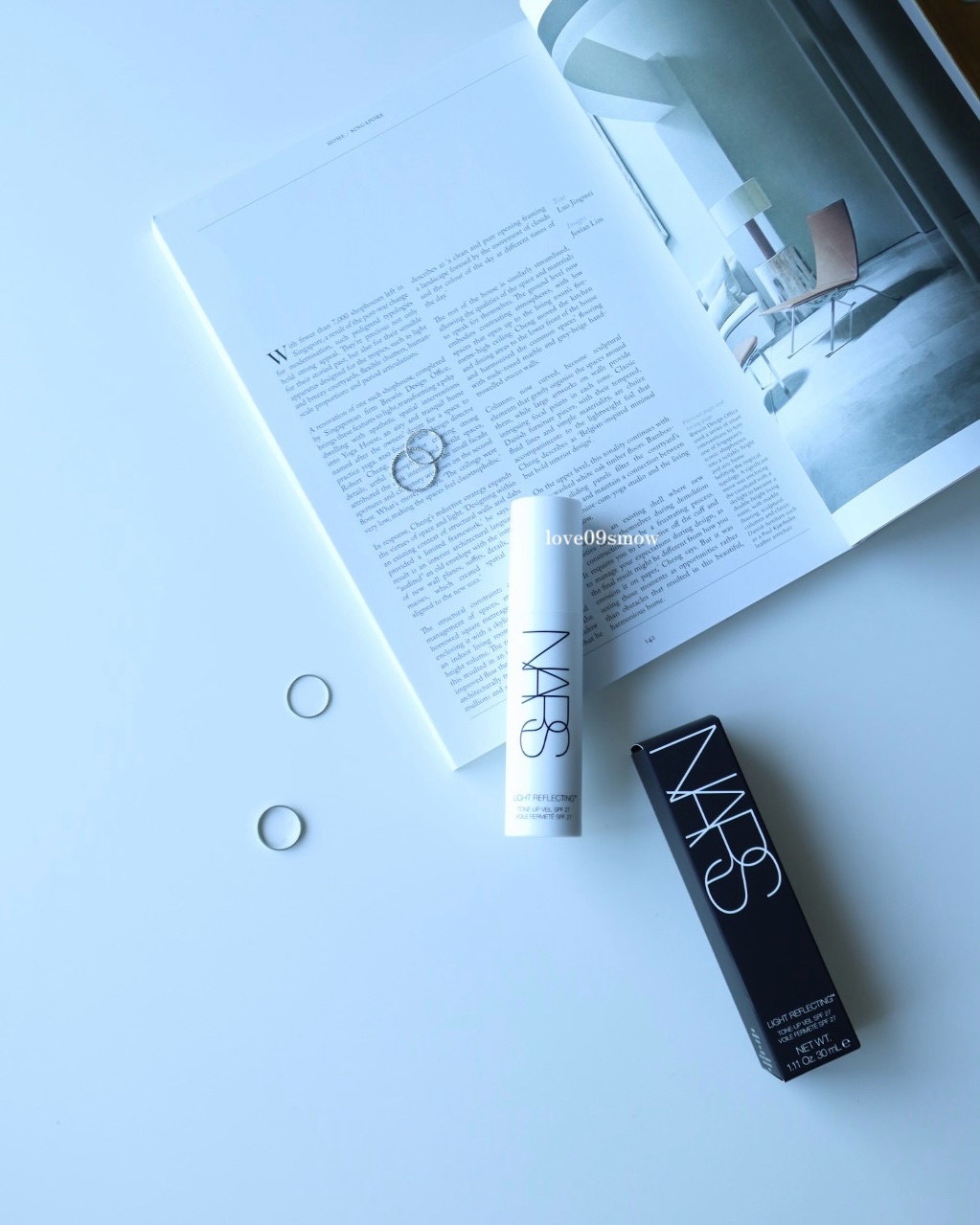 ライトリフレクティング　トーンアップヴェール/NARS/化粧下地を使ったクチコミ（1枚目）