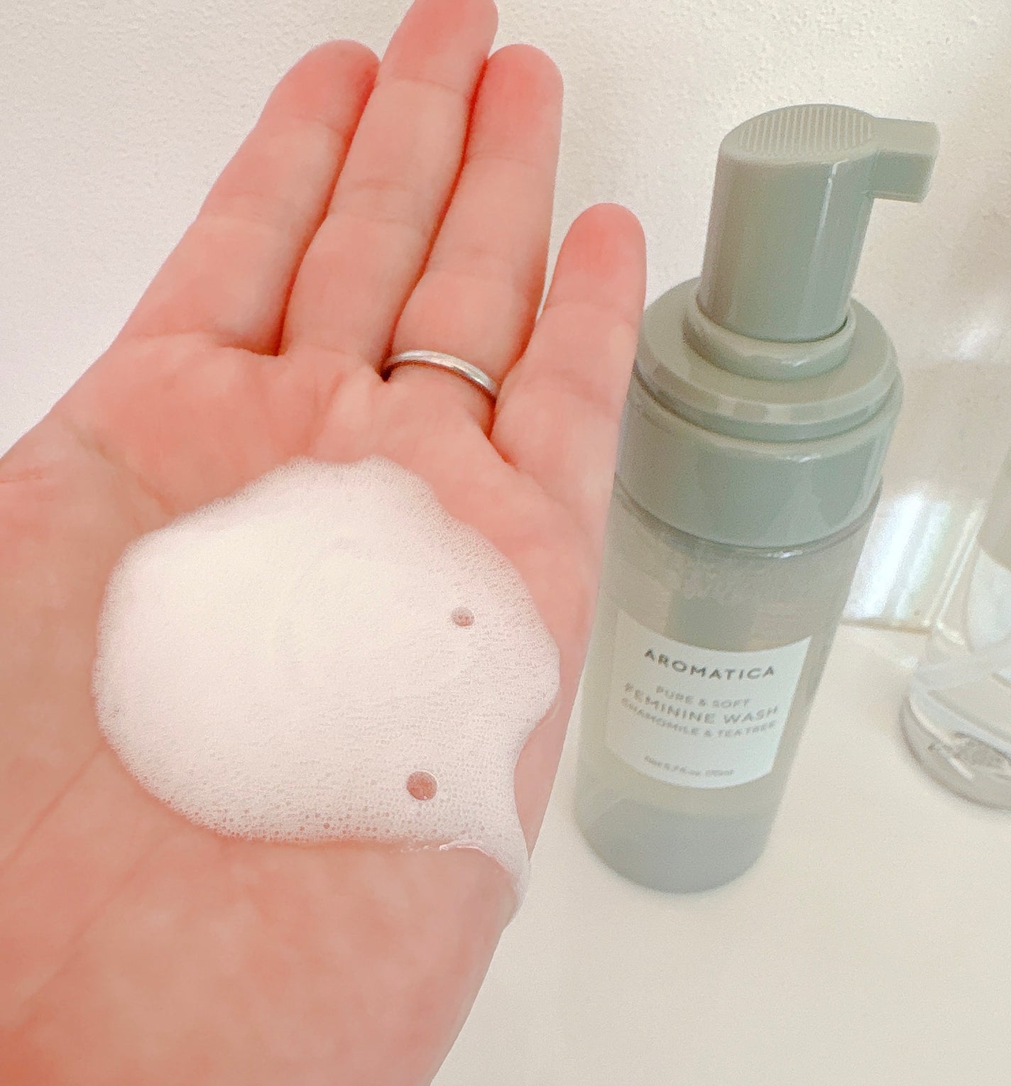 ピュア&ソフトフェミニンウォッシュ /AROMATICA/デリケートゾーンケアを使ったクチコミ(4枚目)