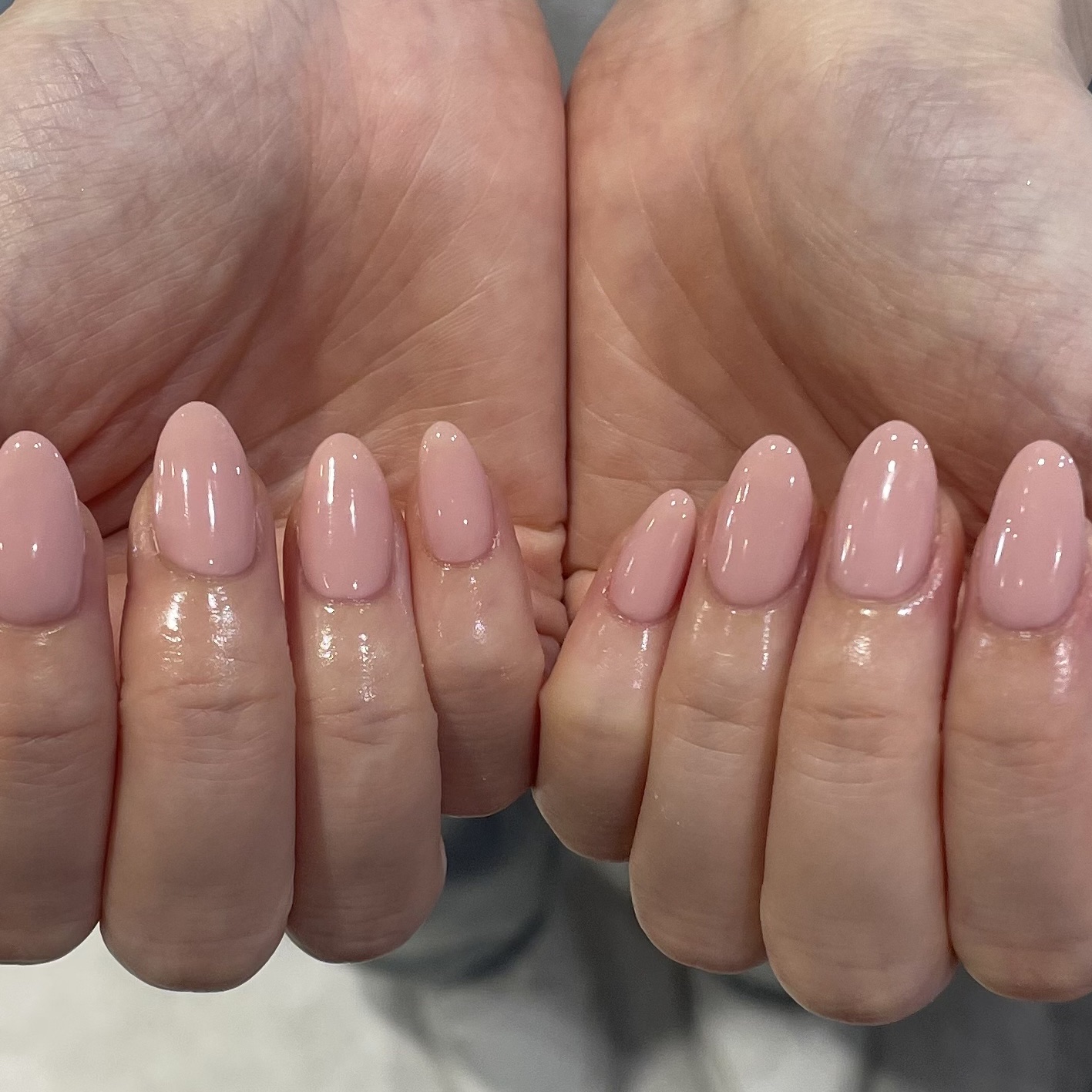 いいね、保存嬉しいです🎶

#ネイル #ジェルネイル #垢抜け #ネイルケア #キラキラネイル #ネイリスト #ネイルデザイン #ネイルポリッシュ #簡単ネイル #夏ネイル #秋ネイル #ネイルアート #ネイルシール #冬ネイル #大人ネ