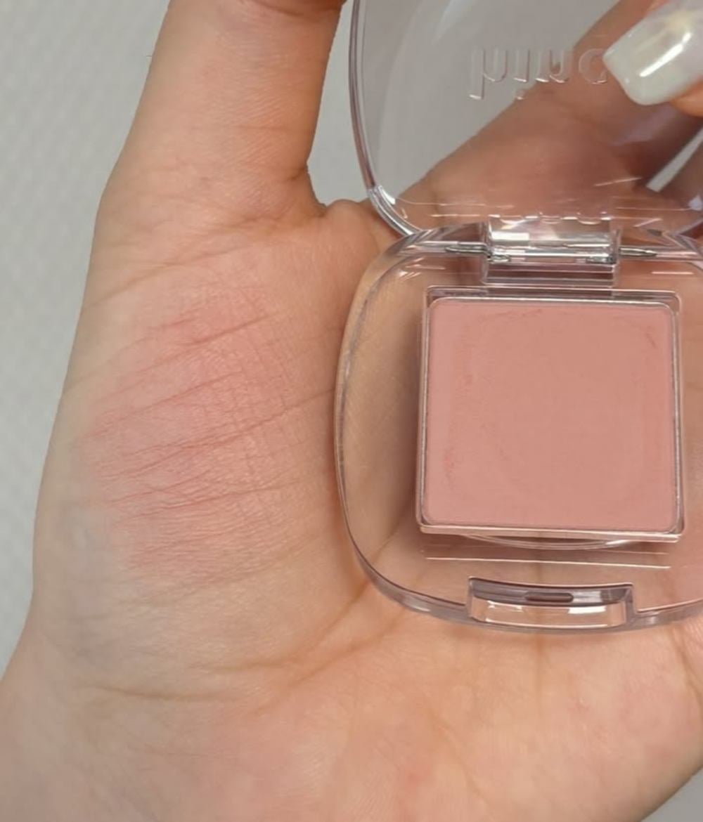 シングルアイシャドウ/hince/単色アイシャドウを使ったクチコミ(2枚目)