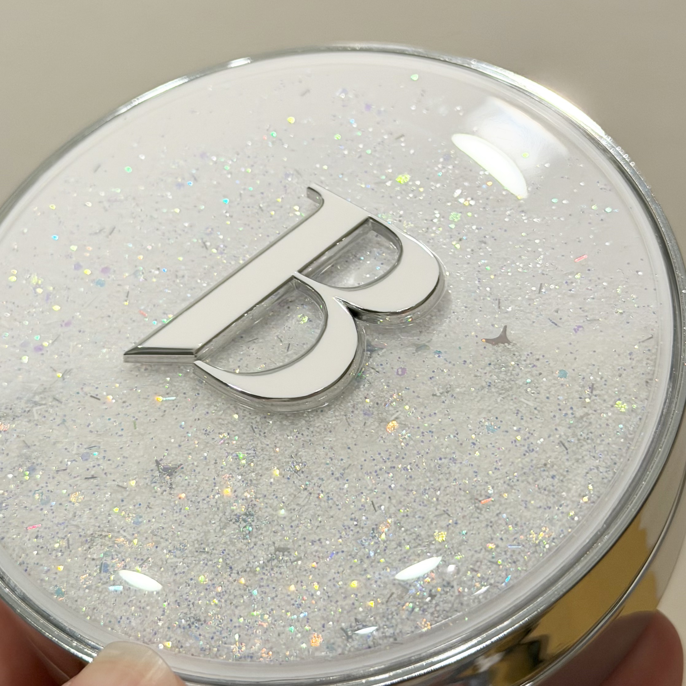 カバーリシャス アルティメット ホワイトクッション/BANILA CO/クッションファンデーションを使ったクチコミ（2枚目）