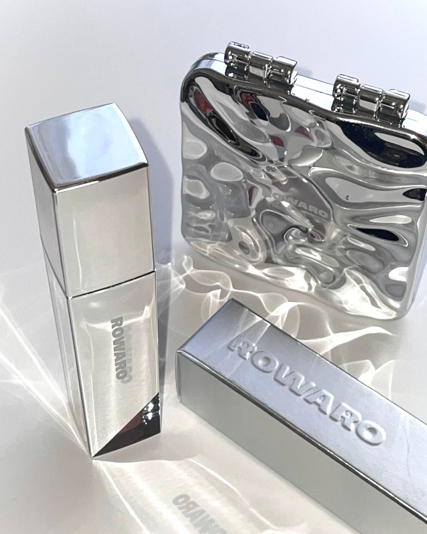 ブローリップグロス/ROWARO/リッププランパーを使ったクチコミ(2枚目)