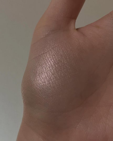 パールライクハイライター/FIVE VIBE/パウダーハイライトを使ったクチコミ(4枚目)