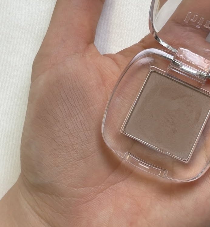 シングルアイシャドウ/hince/単色アイシャドウを使ったクチコミ(5枚目)