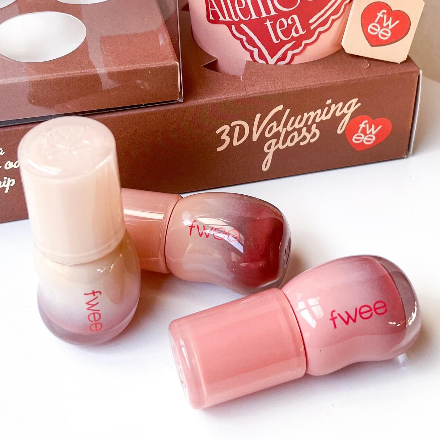 フィー 3Dボリューミンググロス/fwee/リップグロスを使ったクチコミ(5枚目)
