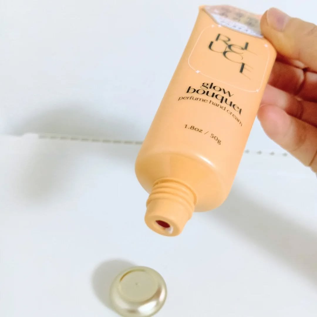 lili on LIPS 「『パフュームハンドクリーム グロウブーケ』リルーチェ毎日ハンド..」(2枚目)