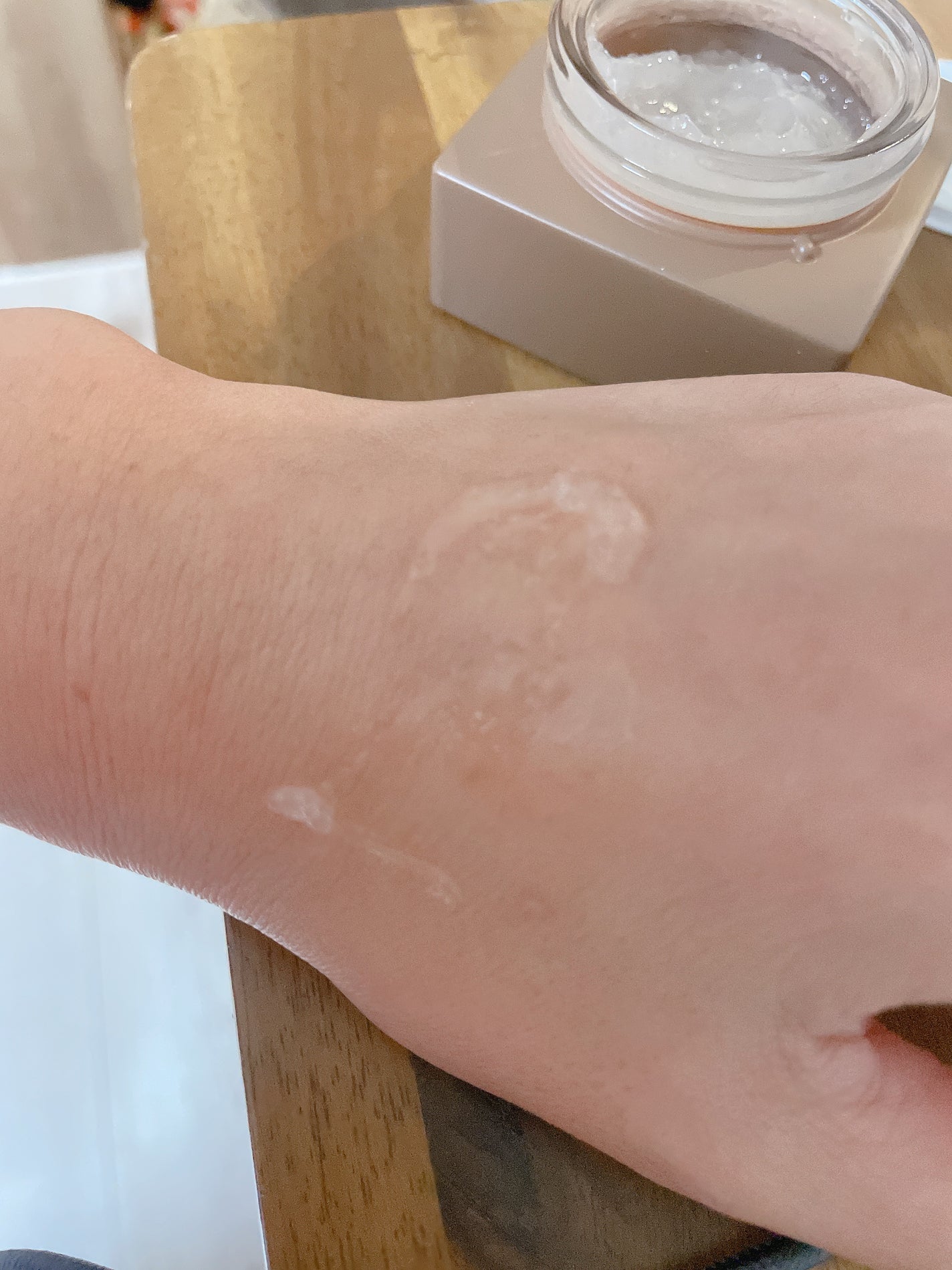 フローリフティングラッピングクリーム/koy/フェイスクリームを使ったクチコミ(3枚目)