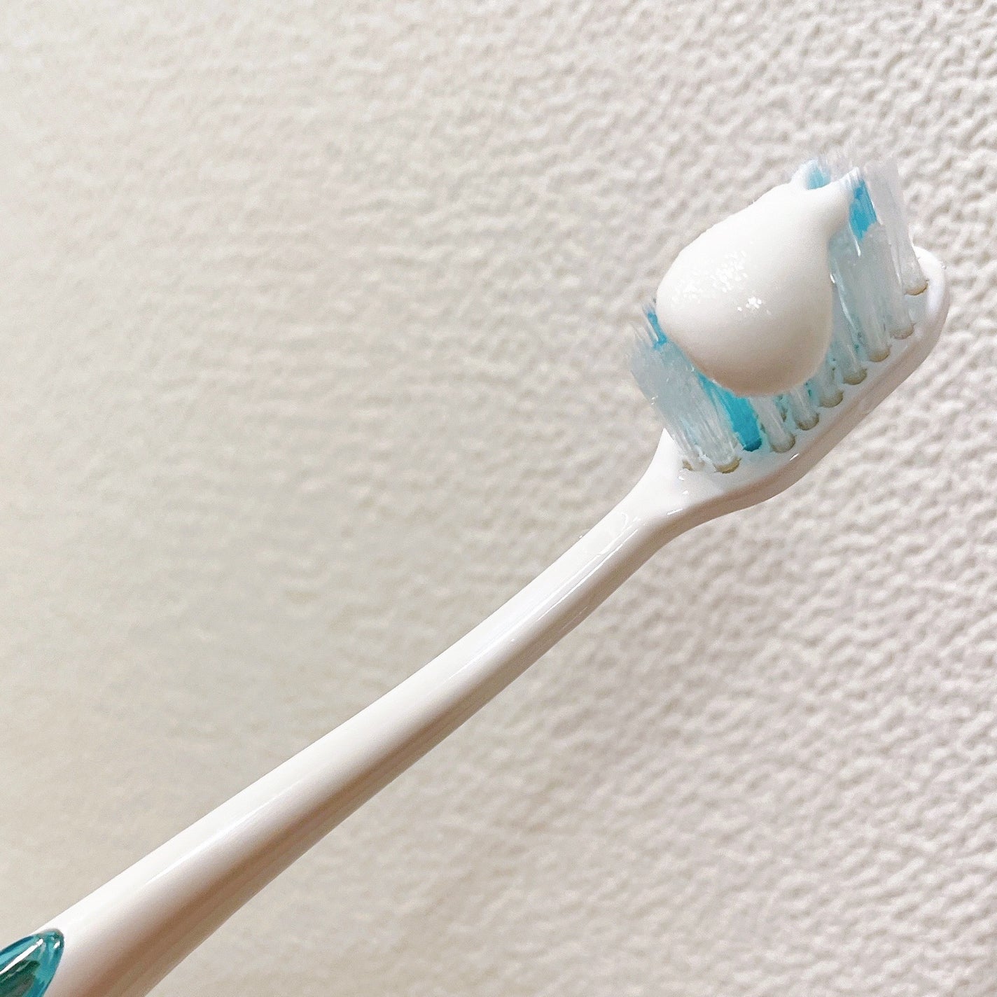 ピュオーラ 炭酸ハミガキ【医薬部外品】/ピュオーラ/歯磨き粉を使ったクチコミ(6枚目)