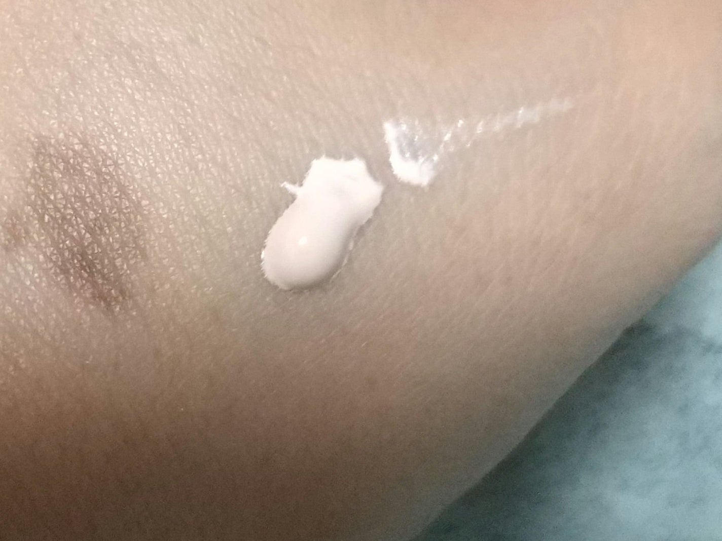 スパグロウUVトーンアップベース/fwee/化粧下地を使ったクチコミ(3枚目)