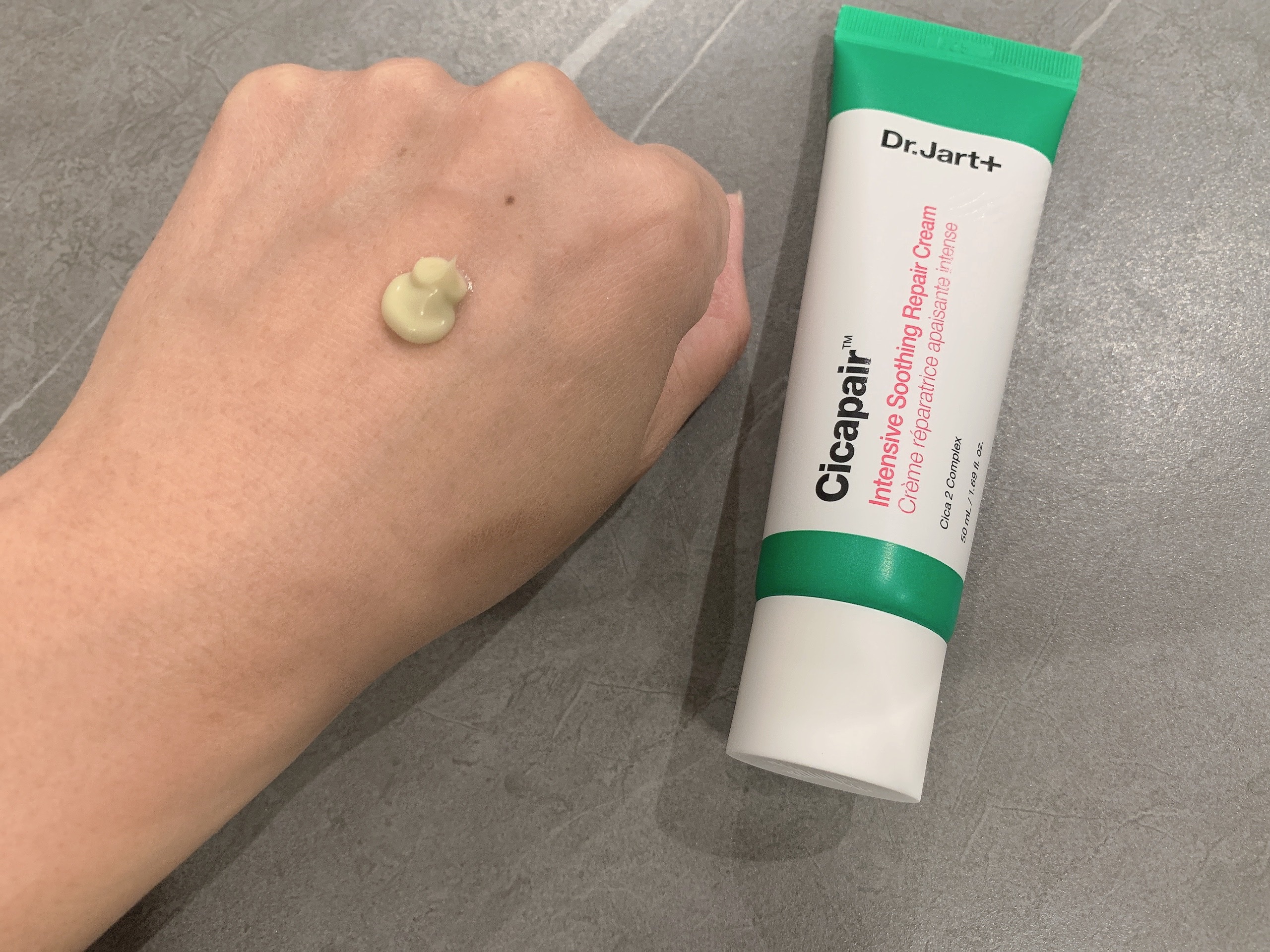 シカペア インテンシブ S リペア クリーム/Dr.Jart＋/フェイスクリームを使ったクチコミ（2枚目）