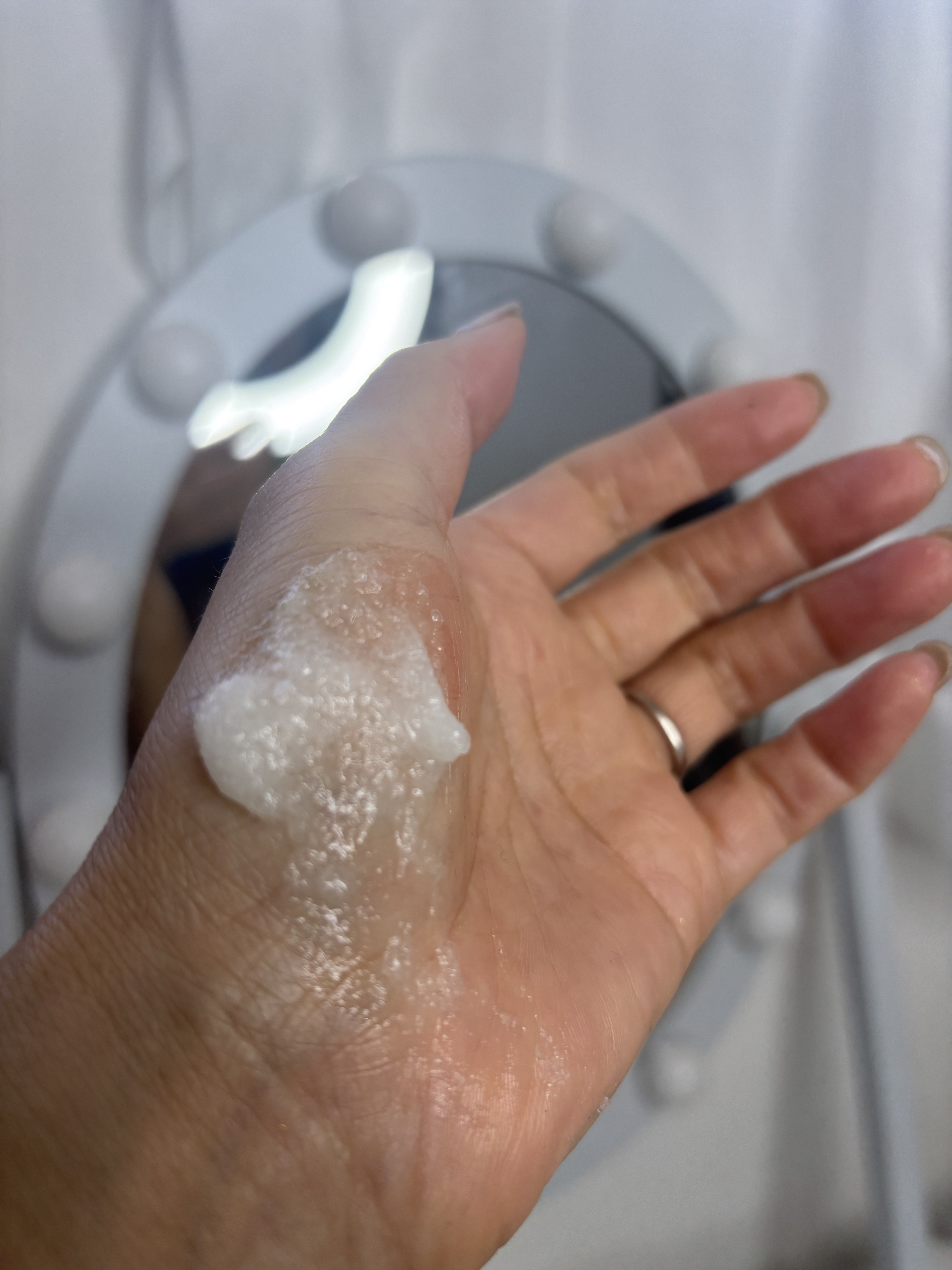 ローズマリー スカルプ スクラブ/AROMATICA/ヘッドスクラブを使ったクチコミ（3枚目）